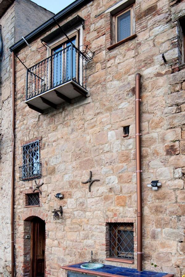 Mirose'S Holiday Home Castelbuono  Dış mekan fotoğraf