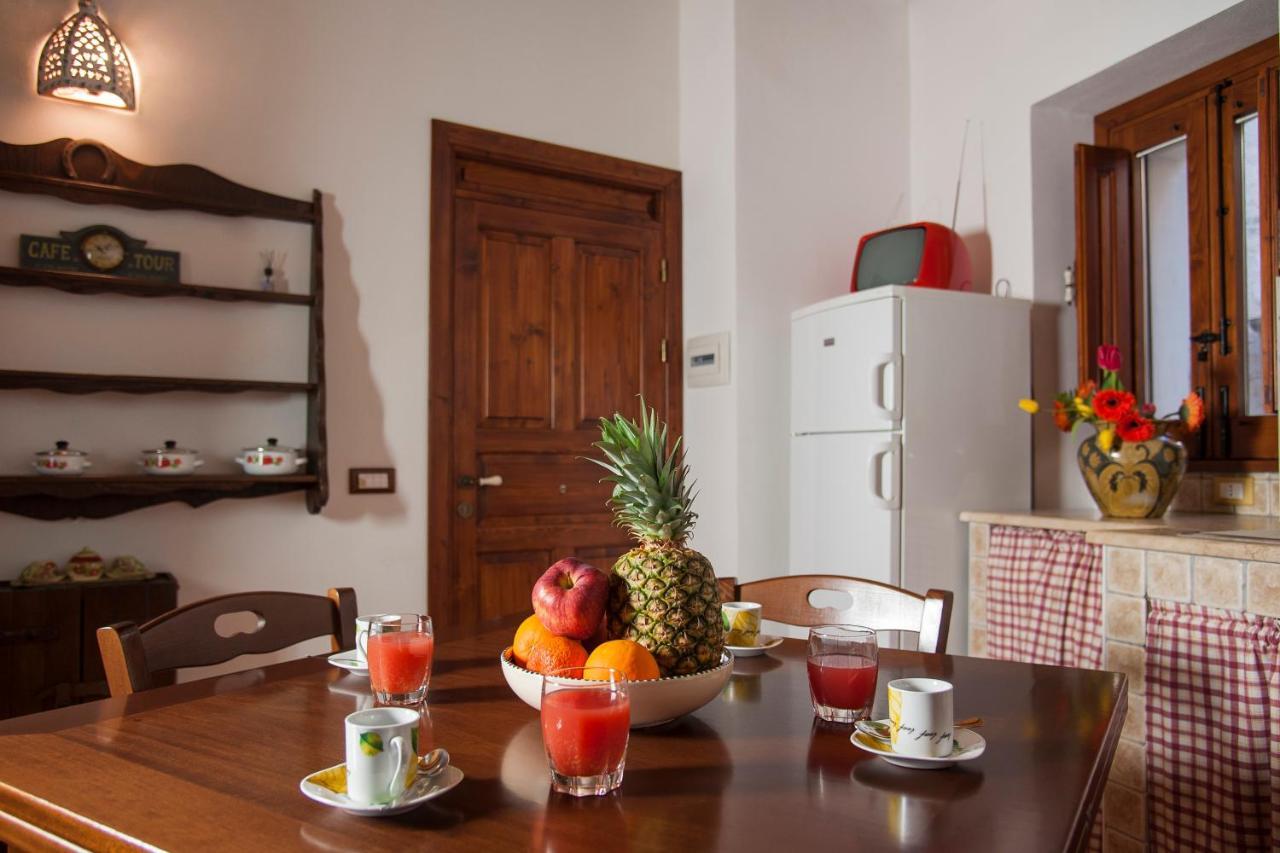 Mirose'S Holiday Home Castelbuono  Dış mekan fotoğraf